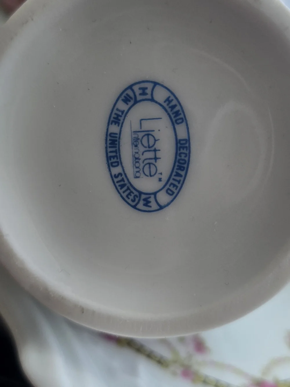 LISETTE White Porcelain Creamer with Pink Rose Motif